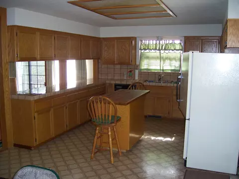 19700 Paso Robles, Redding, CA 96003 photo 16