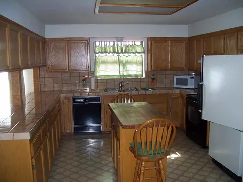 19700 Paso Robles, Redding, CA 96003 photo 17