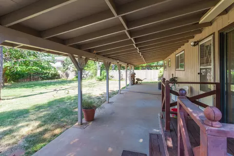 1789 Manchester Dr, Redding, CA 96002 photo 17