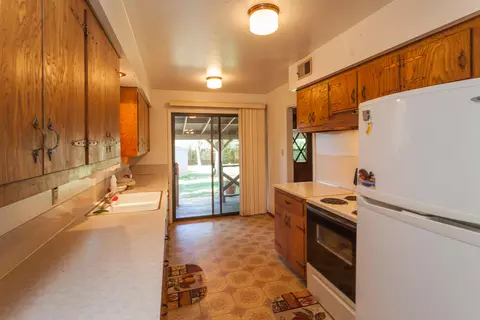 1789 Manchester Dr, Redding, CA 96002 photo 7