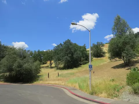 3392 Harlan Dr, Redding, CA 96003 photo 8