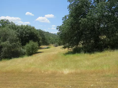 3392 Harlan Dr, Redding, CA 96003 photo 6