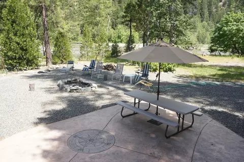 1011 Mann Rd, Coffee Creek, CA 96091 photo 28