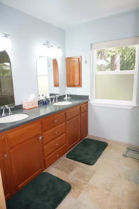 1011 Mann Rd, Coffee Creek, CA 96091 photo 17