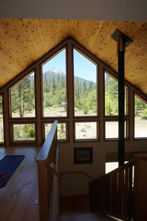 1011 Mann Rd, Coffee Creek, CA 96091 photo 7