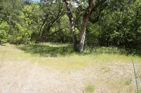 1011 Mann Rd, Coffee Creek, CA 96091 photo 39