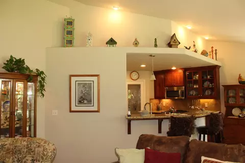 4630 Columbine Dr, Redding, CA 96002 photo 7