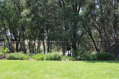 4630 Columbine Dr, Redding, CA 96002 photo 25