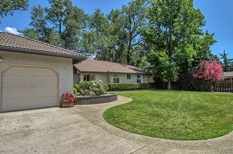 3574 Ebby Ln, Anderson, CA 96007 photo 2