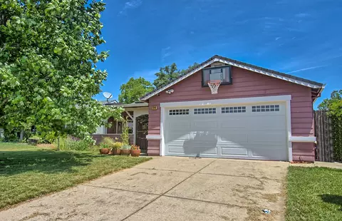 1340 Grouse Dr, Redding, CA 96003 photo 1