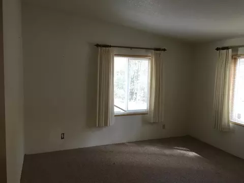 21523 Riverview Dr, Lakehead, CA 96051 photo 12