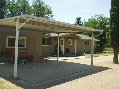 12830 Glasgow Dr, Red Bluff, CA 96080 photo 2