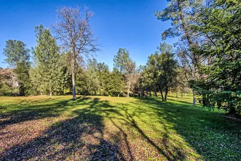 15850 Texas Springs Rd, Redding, CA 96001 photo 11
