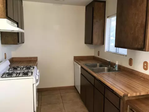 1379 Bobwhite Way, Redding, CA 96003 photo 5