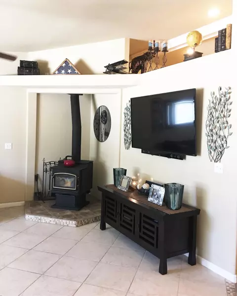4525 Cerro Ln, Redding, CA 96001 photo 9