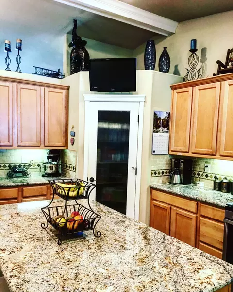 4525 Cerro Ln, Redding, CA 96001 photo 4