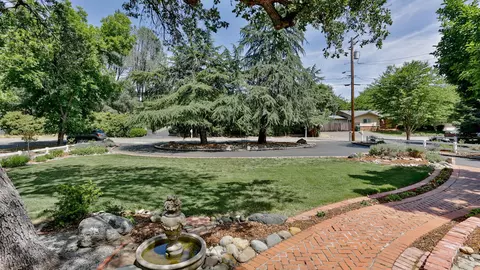 3748 Cheryl Dr, Redding, CA 96002 photo 3