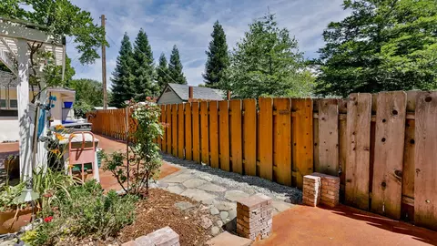3748 Cheryl Dr, Redding, CA 96002 photo 37