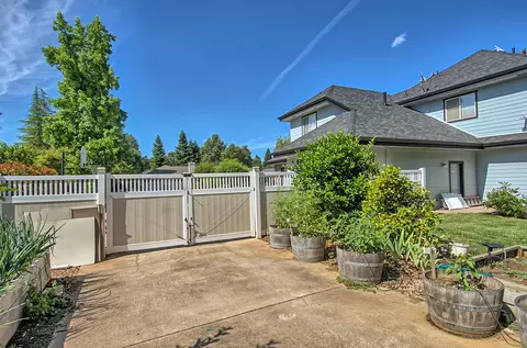 4377 Brittany Dr, Redding, CA 96002 photo 48