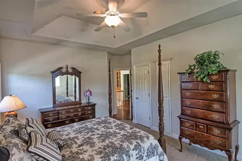 4377 Brittany Dr, Redding, CA 96002 photo 34