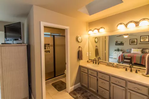 1593 Lavender Way, Redding, CA 96003 photo 14