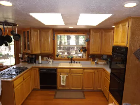 8114 Sky Tree Ln, Shingletown, CA 96088 photo 51