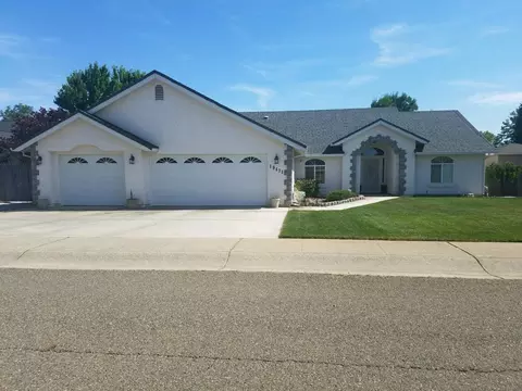 19471 Posey Ln, Redding, CA 96003 photo 1
