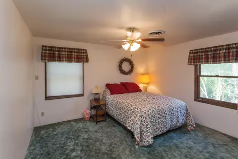 5043 Woodview, Redding, CA 96002 photo 11