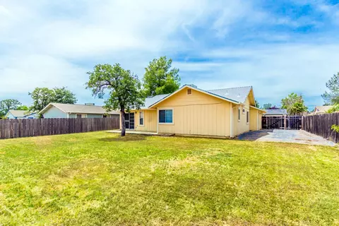 165 Danbury Dr, Redding, CA 96003 photo 16