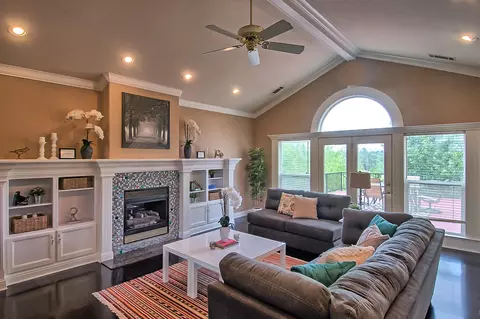 431 River Park Dr, Redding, CA 96003 photo 5