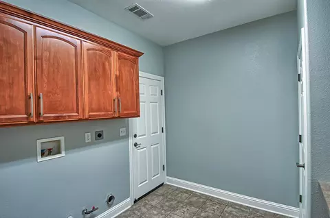 634 Casa Buena St, Redding, CA 96003 photo 16