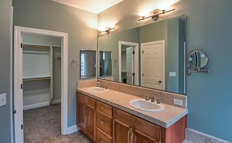 634 Casa Buena St, Redding, CA 96003 photo 23