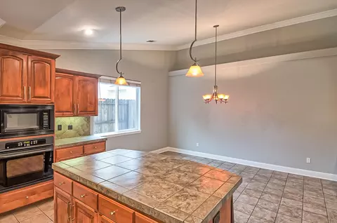 634 Casa Buena St, Redding, CA 96003 photo 13