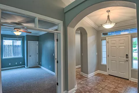 634 Casa Buena St, Redding, CA 96003 photo 7