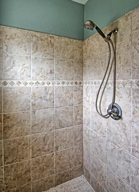 634 Casa Buena St, Redding, CA 96003 photo 25