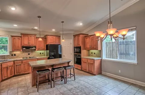 634 Casa Buena St, Redding, CA 96003 photo 12