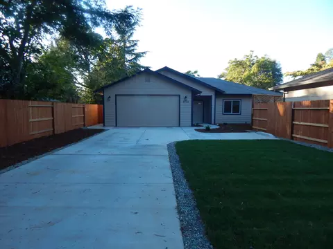 1736 Mill St, Anderson, CA 96007 photo 3