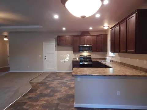 1736 Mill St, Anderson, CA 96007 photo 5