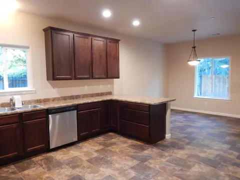 1736 Mill St, Anderson, CA 96007 photo 16