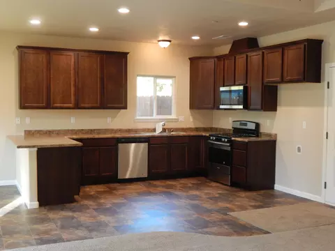 1738 Mill St, Anderson, CA 96007 photo 8