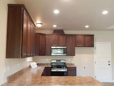 1738 Mill St, Anderson, CA 96007 photo 10