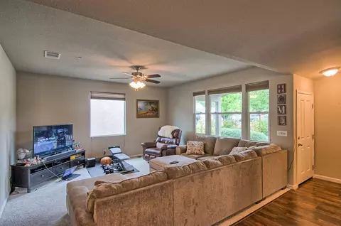 3245 Bridgewater Ct, Redding, CA 96003 photo 2