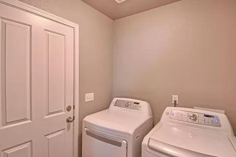 3245 Bridgewater Ct, Redding, CA 96003 photo 15