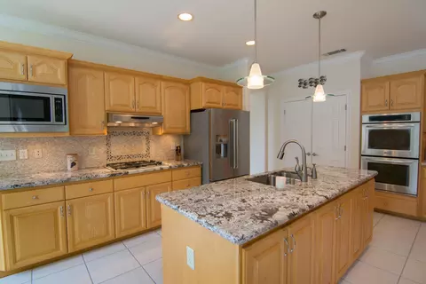 8019 Sawwood Ct, Redding, CA 96001 photo 6