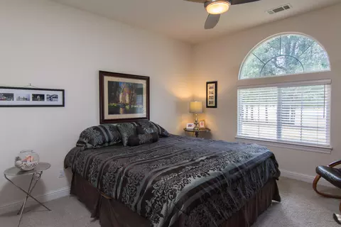 8019 Sawwood Ct, Redding, CA 96001 photo 11