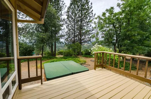 16249 North St, Redding, CA 96001 photo 34