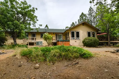 16249 North St, Redding, CA 96001 photo 4