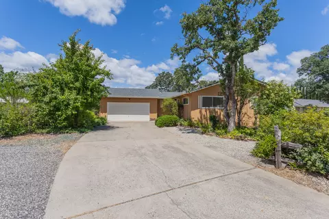 1780 Ridge Dr, Redding, CA 96001 photo 1