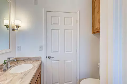 10637 Green Oaks Ln, Redding, CA 96003 photo 37