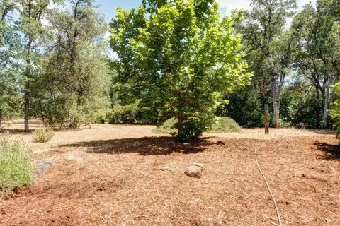 10637 Green Oaks Ln, Redding, CA 96003 photo 66